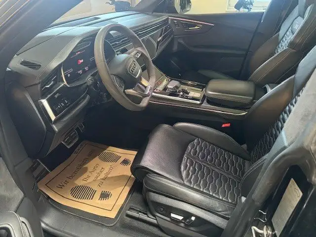 Audi Q8 4.0 TFSI quattro Performance Voll Ansicht 7