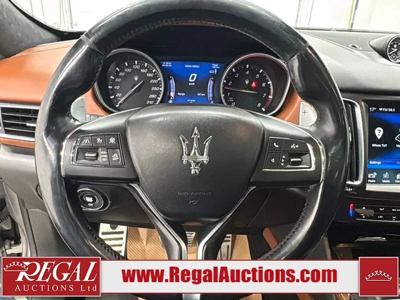 Maserati Levante снимка Maserati Levante