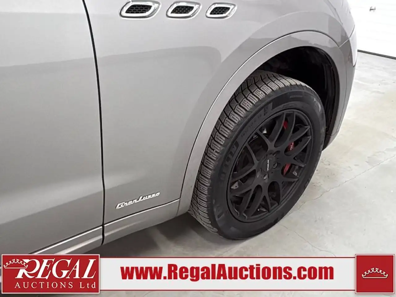 Maserati Levante снимка Maserati Levante