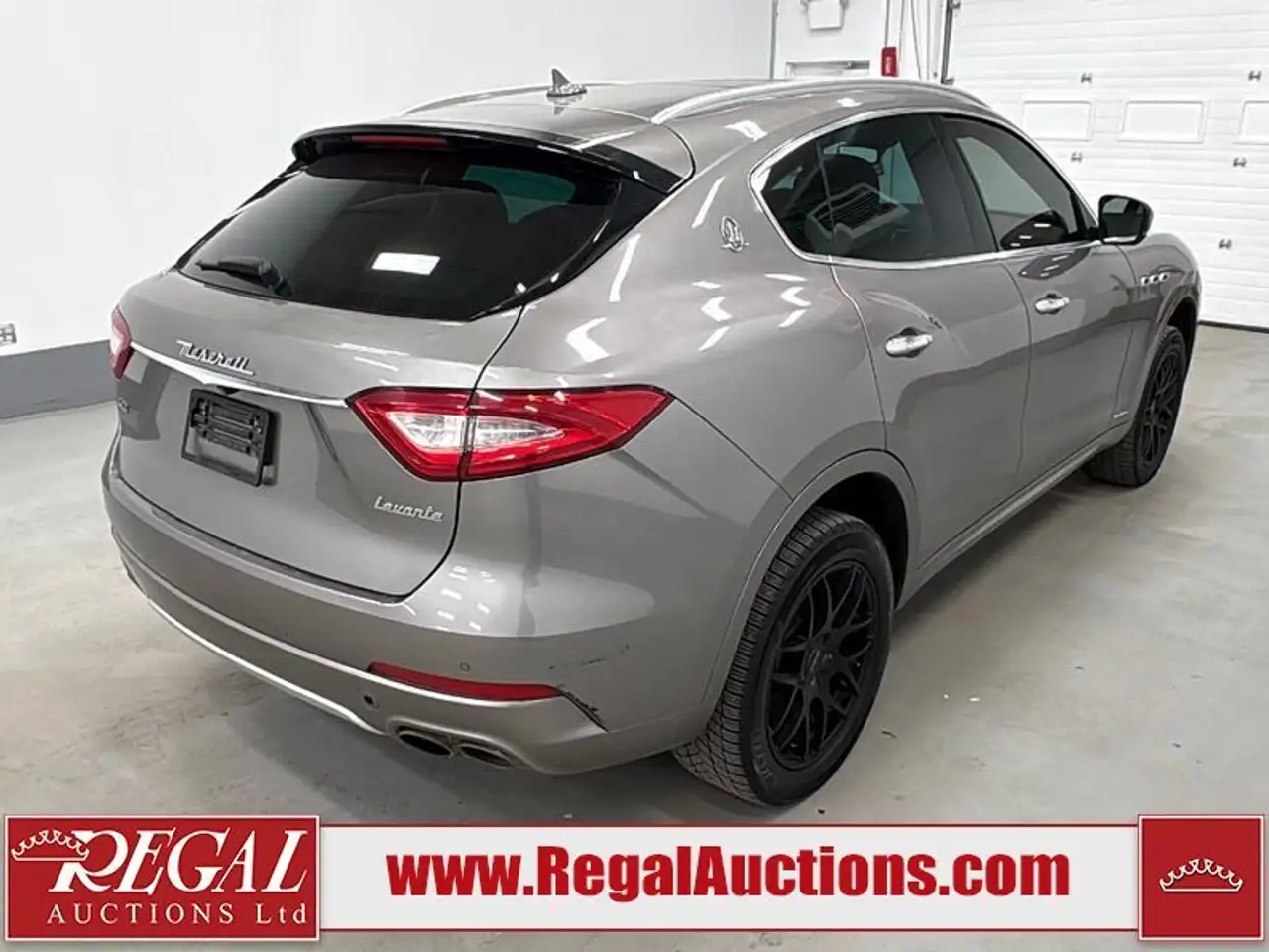 Maserati Levante снимка Maserati Levante
