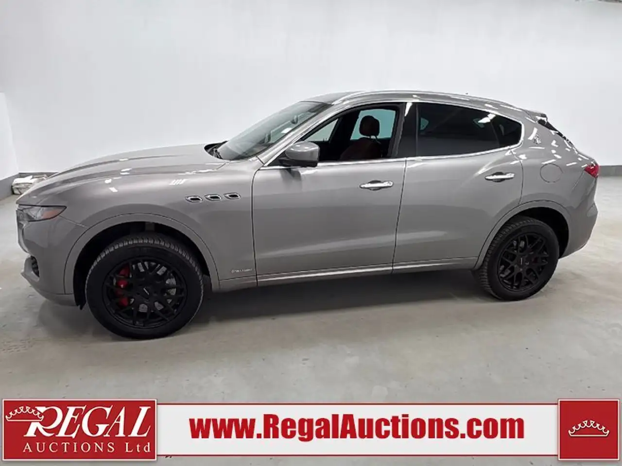 Maserati Levante снимка Maserati Levante