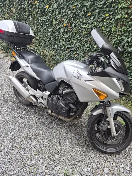 Honda CBF 600