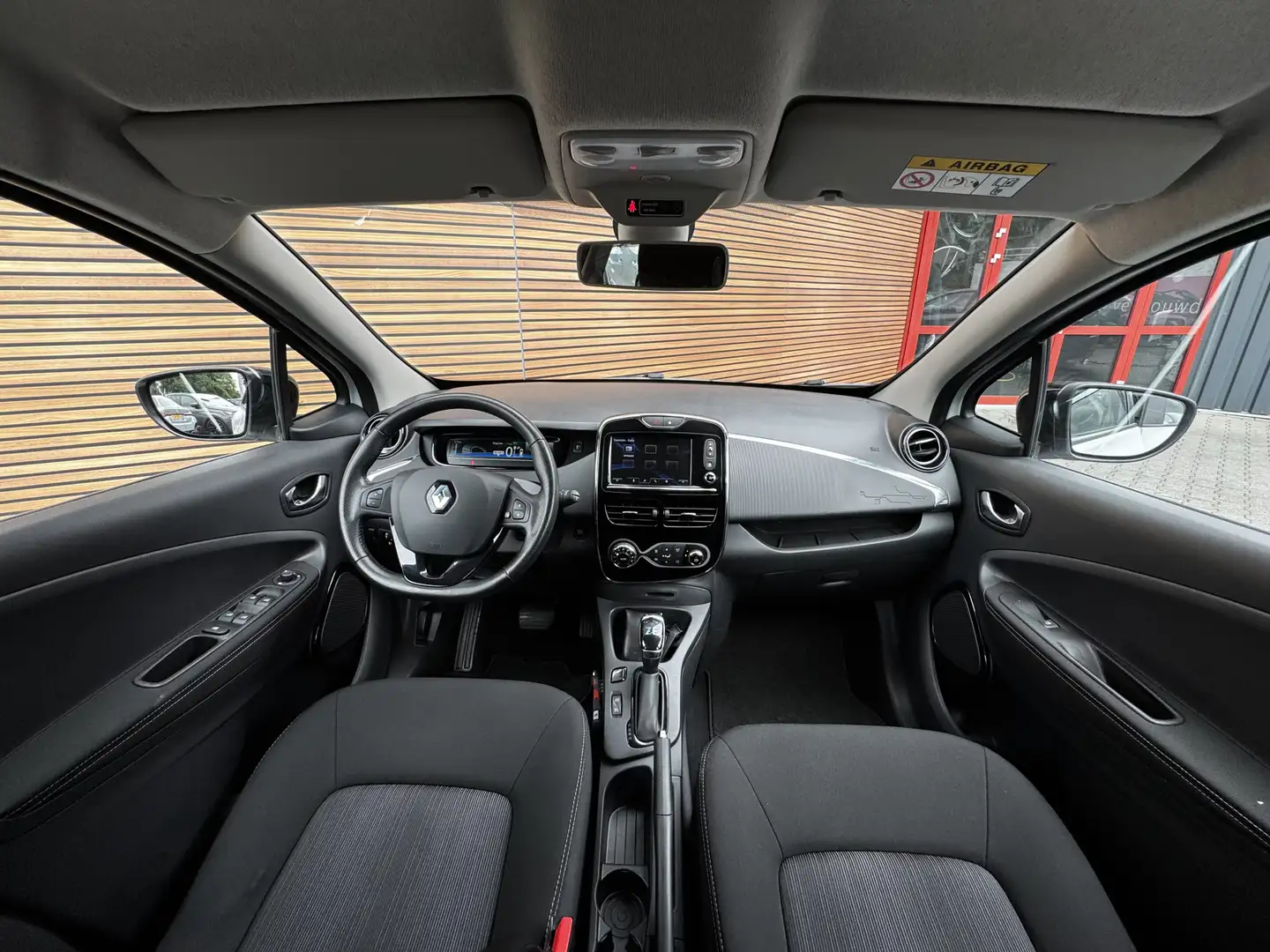 Renault ZOE R110 Limited 41 kWh Parkeerhulp / Cruise / Incl Ac Wit - 2