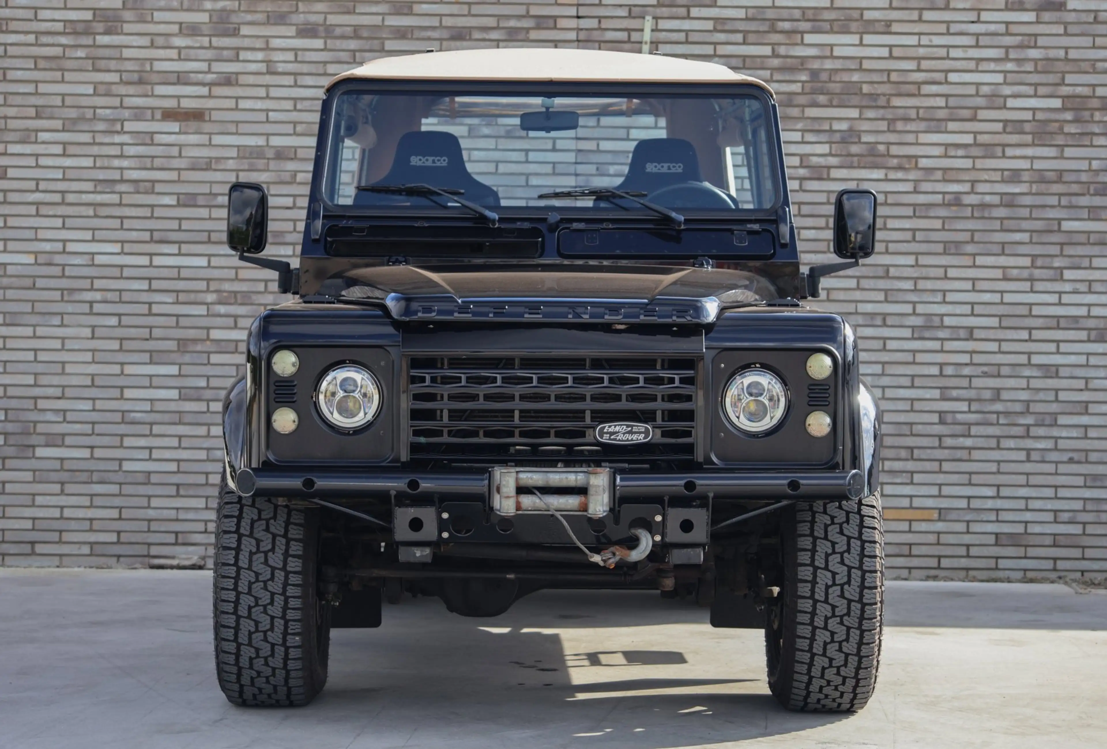 Land Rover Defender 2.5 Td5 SW 90" * CABRIOLET * SWATOOTH 18'' * ESPAR — photo 3