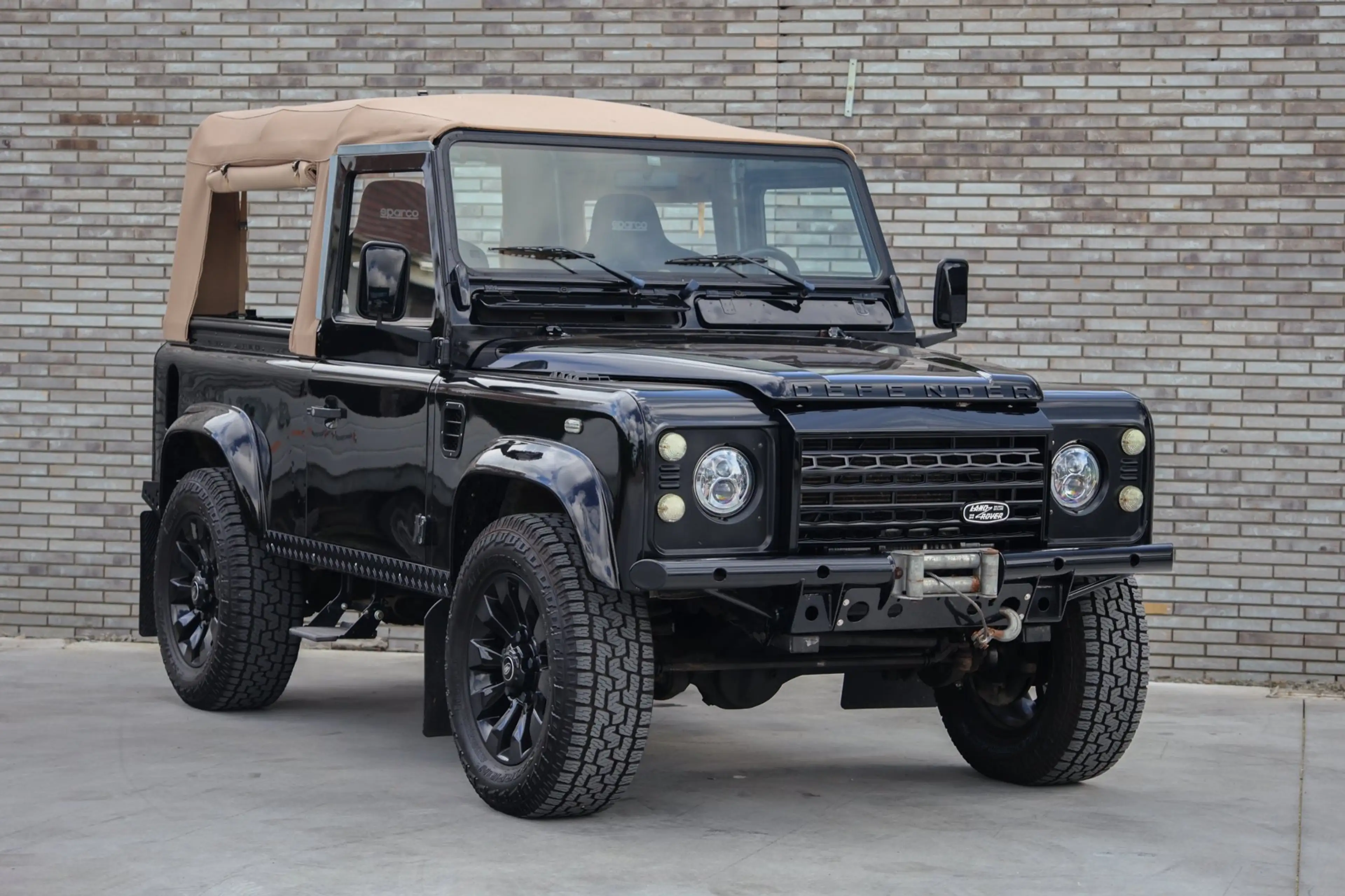 Land Rover Defender 2.5 Td5 SW 90" * CABRIOLET * SWATOOTH 18'' * ESPAR — photo 5