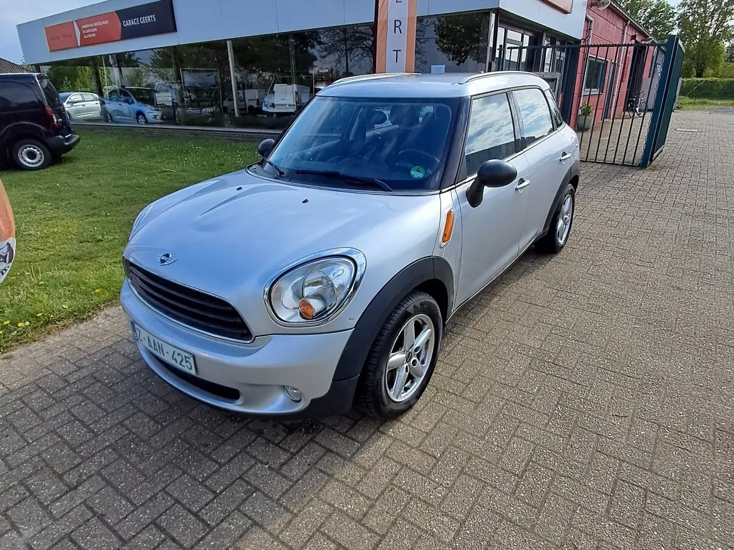 MINI One Clubman Gris - 1