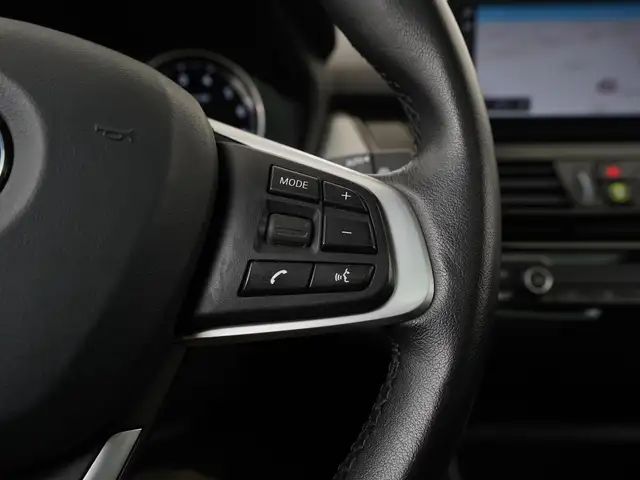 BMW 2 Series view 9