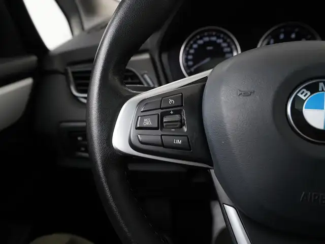 BMW 2 Series view 7