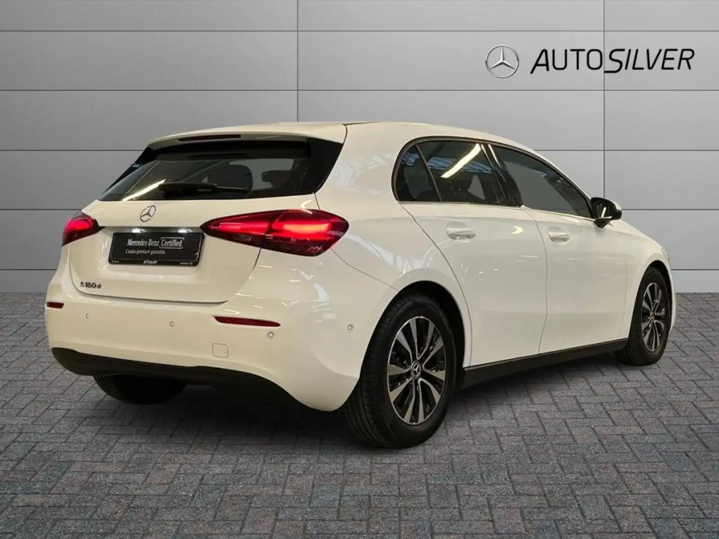 Mercedes-Benz A 180 d Automatic Advanced Bianco - 2