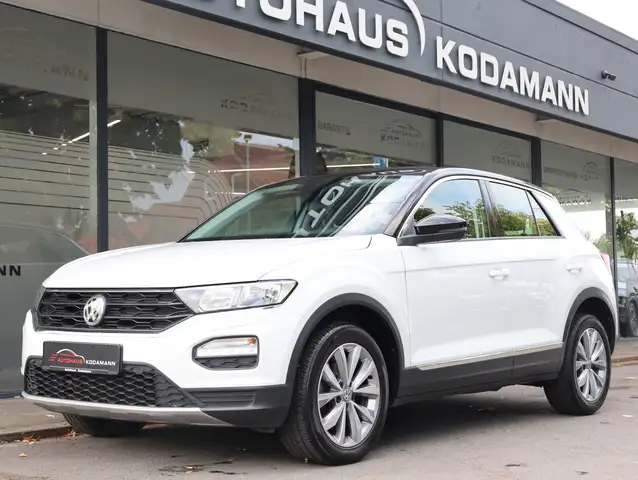 Volkswagen T-Roc view 6