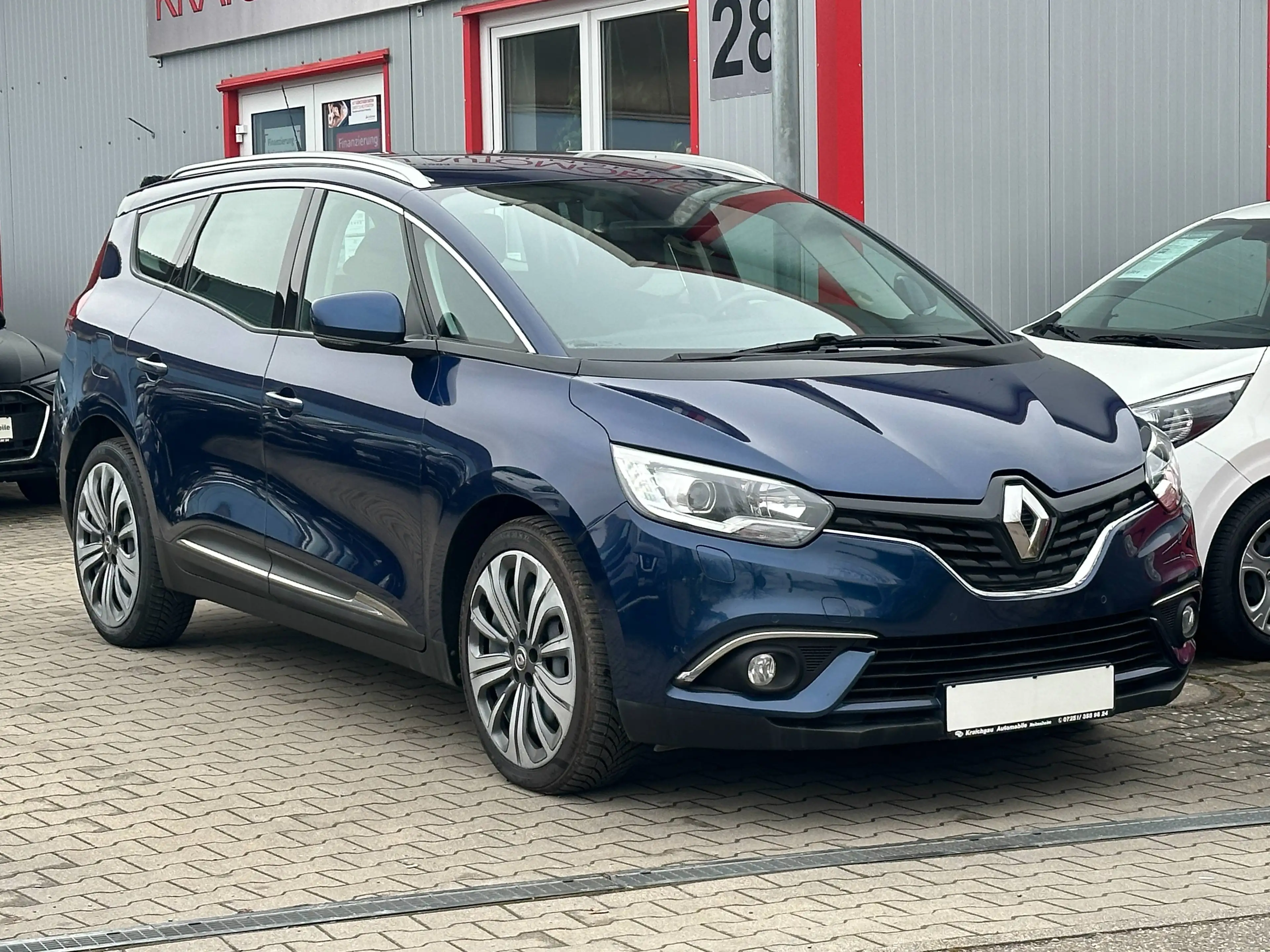 Renault Scenic Grand 1.7 BLUE dci*AUTOMATIK*Navi*Parkpilot*Sitzhz — photo 9