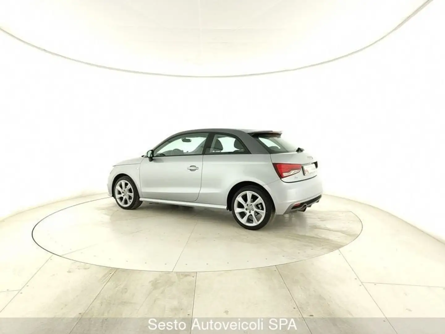 Audi A1 1.0 TFSI ultra S tronic Admired Argent - 2