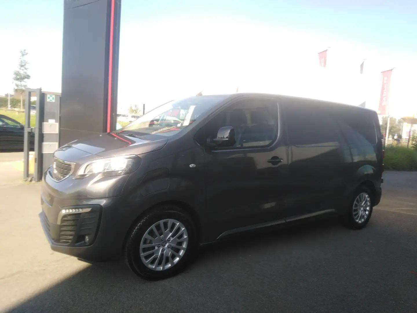 Peugeot e-Expert L2 - 75KW Batterij Gri - 1