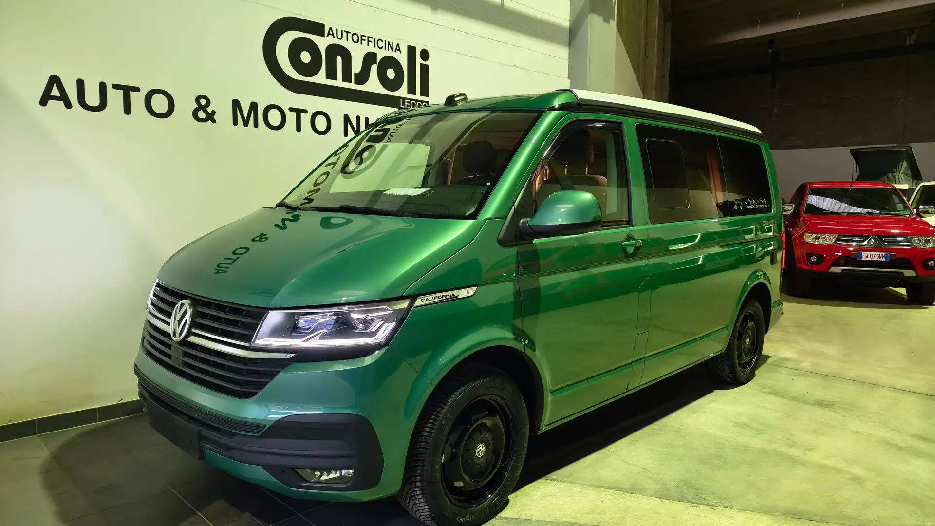Volkswagen T6.1 California T6.1 2.0TDI 150CV DSG CALIFORNIA BEACH CAMPER Verde - 1