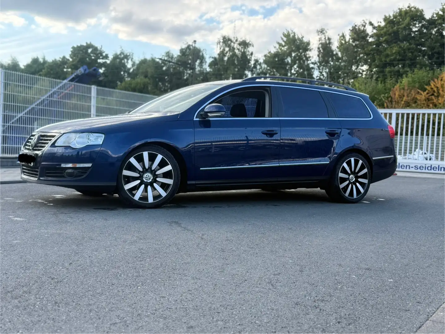Volkswagen Passat 2.0 TDI DPF BlueMotion Technology Trendline - 2