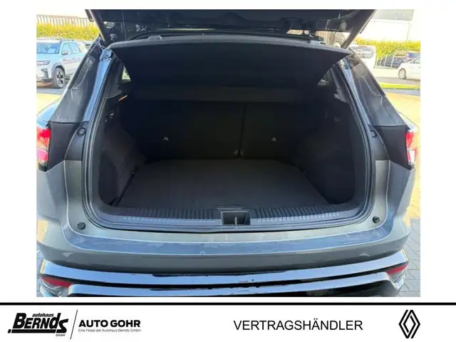 Renault Austral view 6