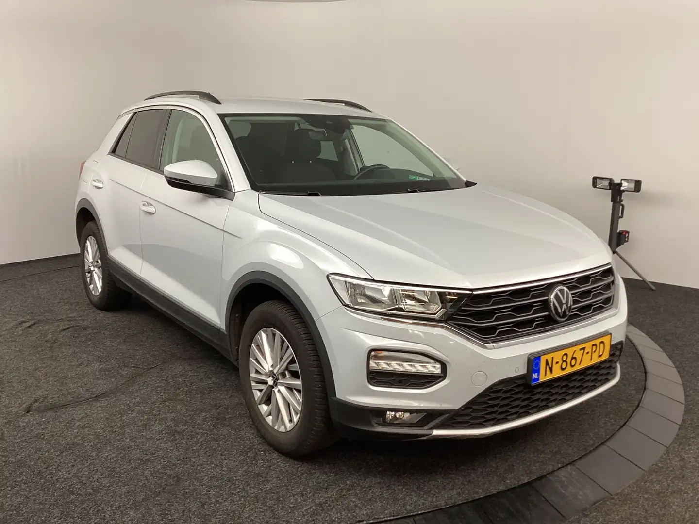 Volkswagen T-Roc 1.0 TSI Style | Verwacht | Trekhaak | Navi | PDC | Wit - 2
