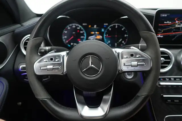 Mercedes-Benz C-Class view 26
