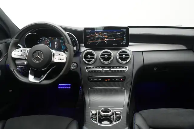 Mercedes-Benz C-Class view 13