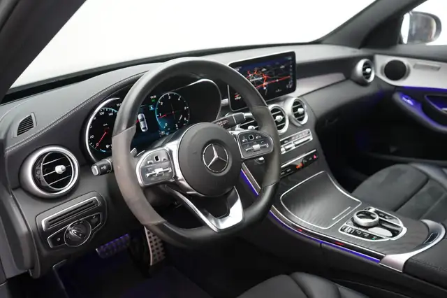 Mercedes-Benz C-Class view 16