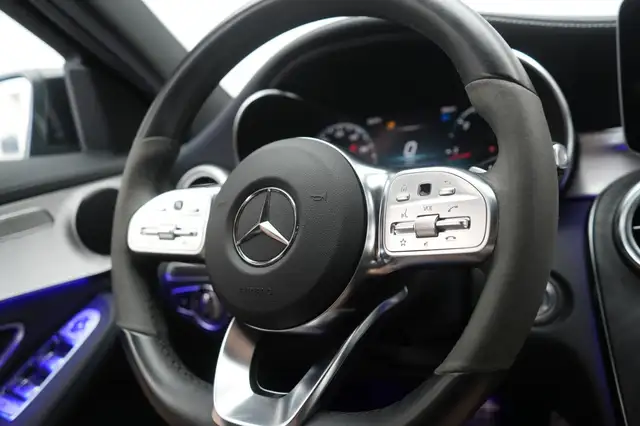 Mercedes-Benz C-Class view 25