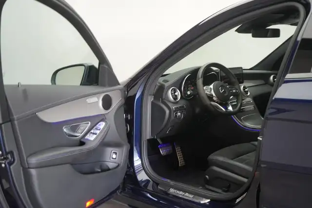 Mercedes-Benz C-Class view 18