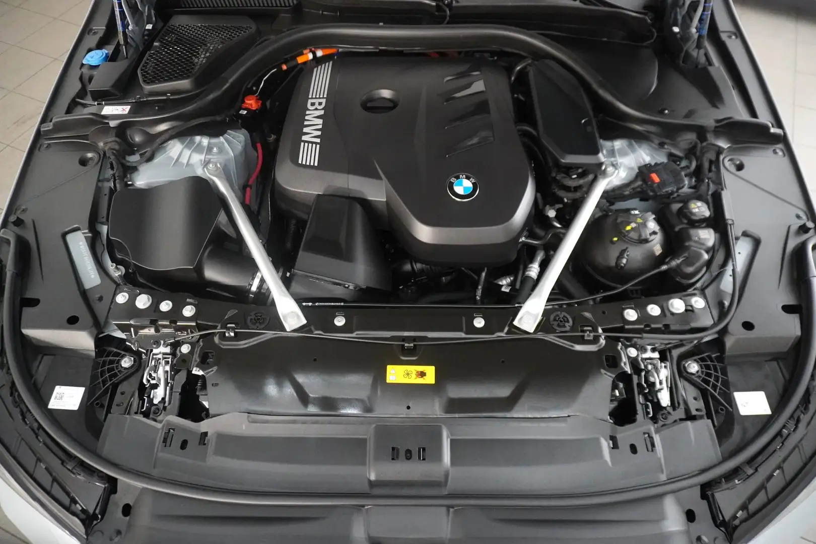 BMW 530 530e Grau - 2