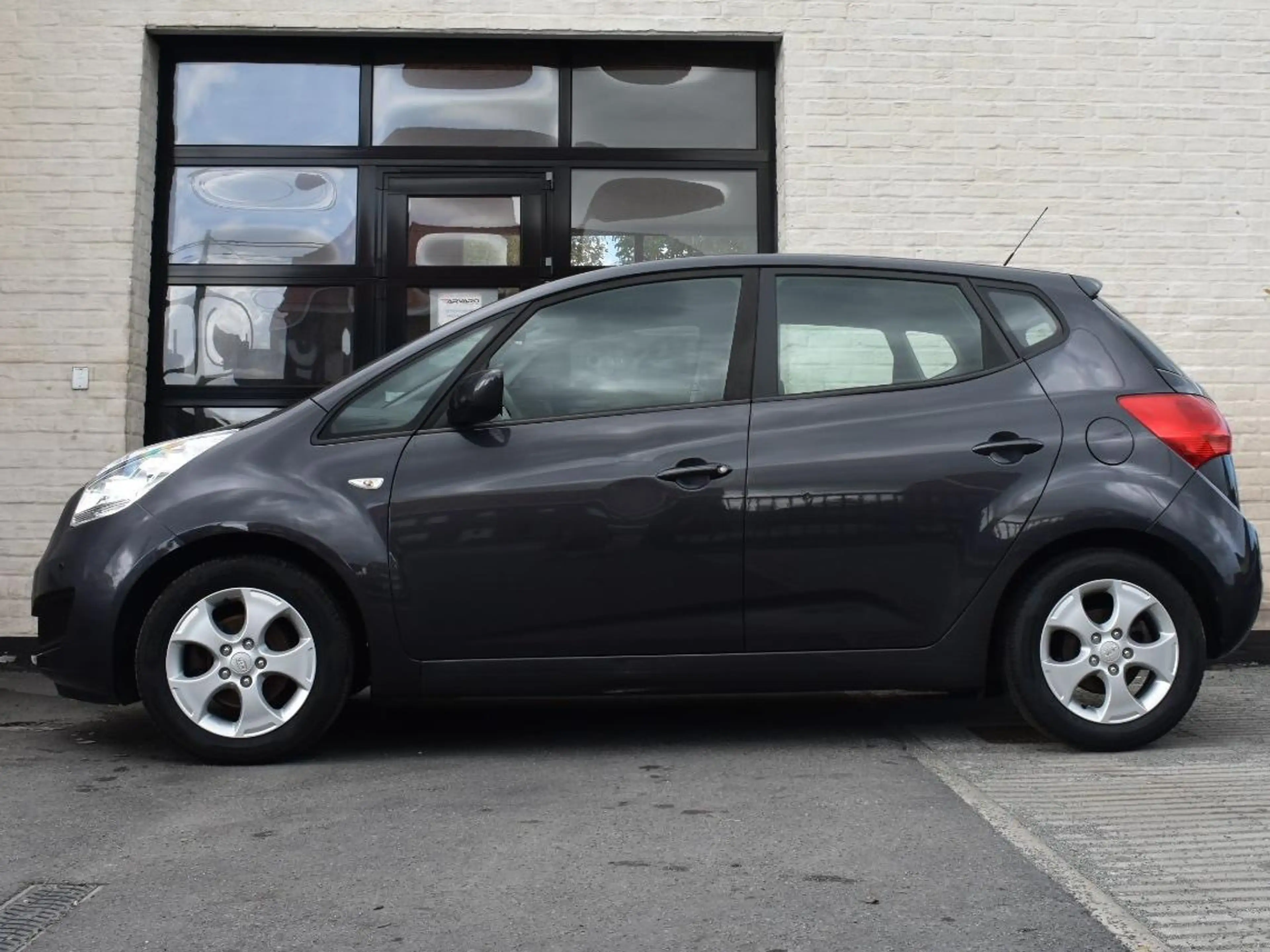 Kia Venga 1.6i Evoque ISG EcoDynamics / Verw Zetels / PDC / Airco / garantie — photo 10