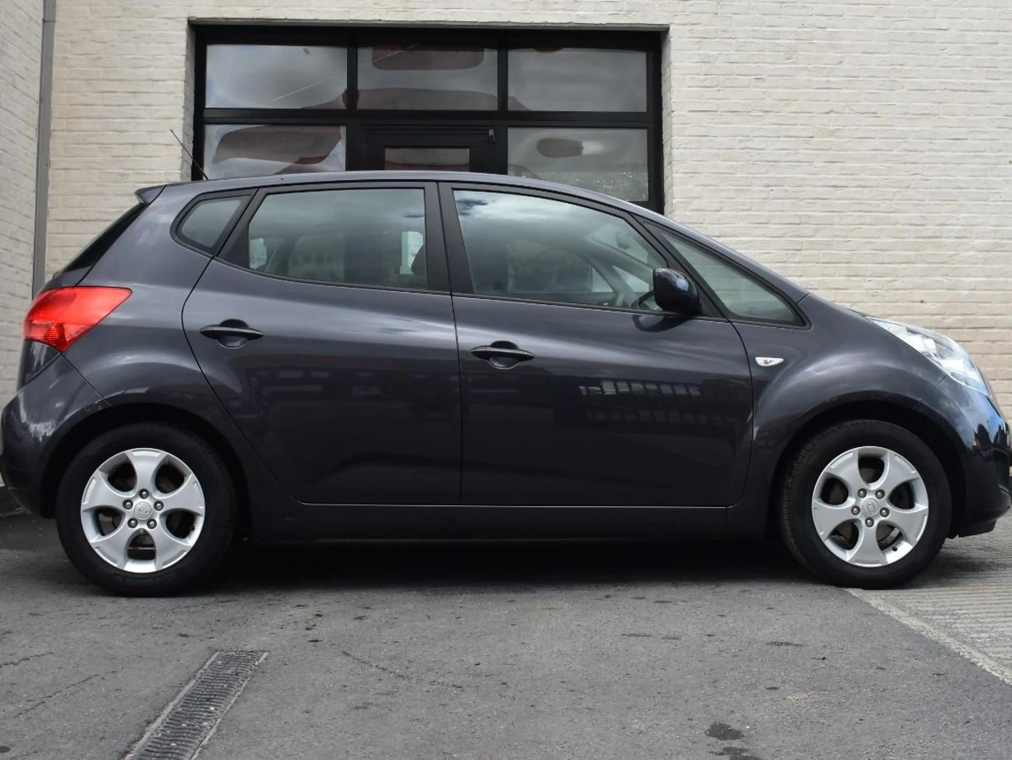 Kia Venga 1.6i Evoque ISG EcoDynamics / Verw Zetels / PDC / Airco / garantie — photo 5