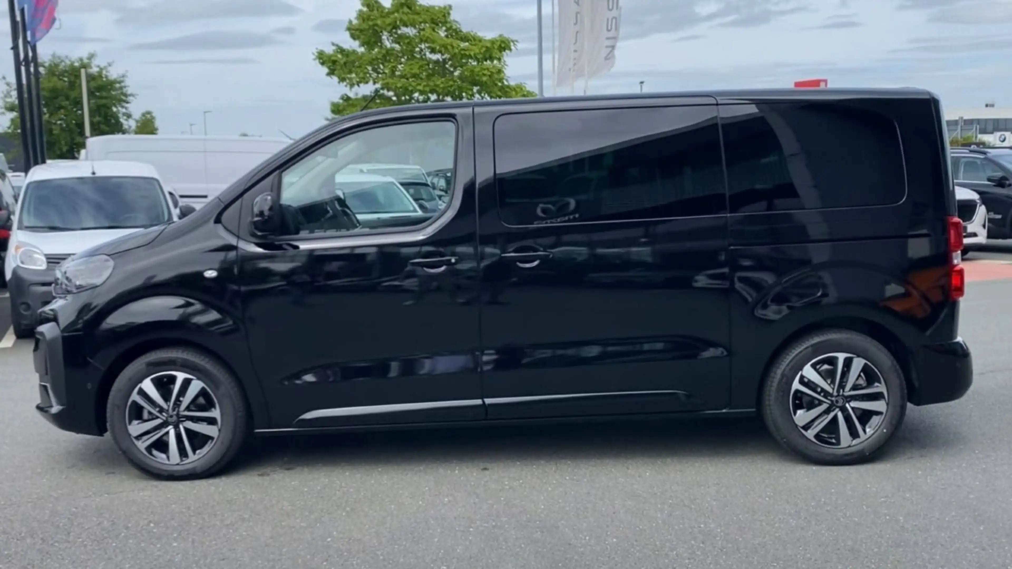 Citroen Spacetourer MAX verfügbar ab 09/2026 — photo 10