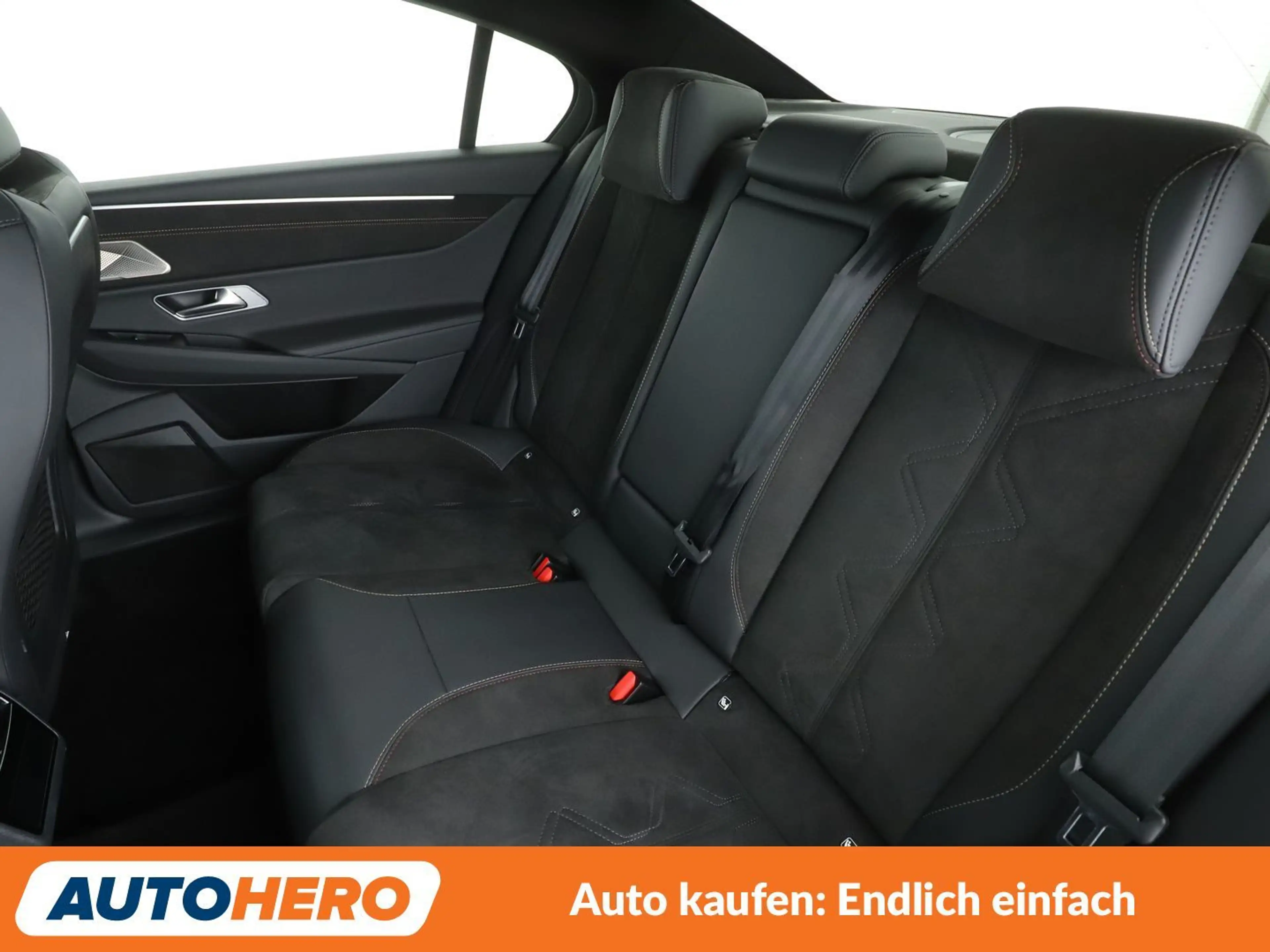 DS Automobiles DS 9 1.6 E-Tense Hybrid Performance Line + Aut.*NAVI* — photo 14