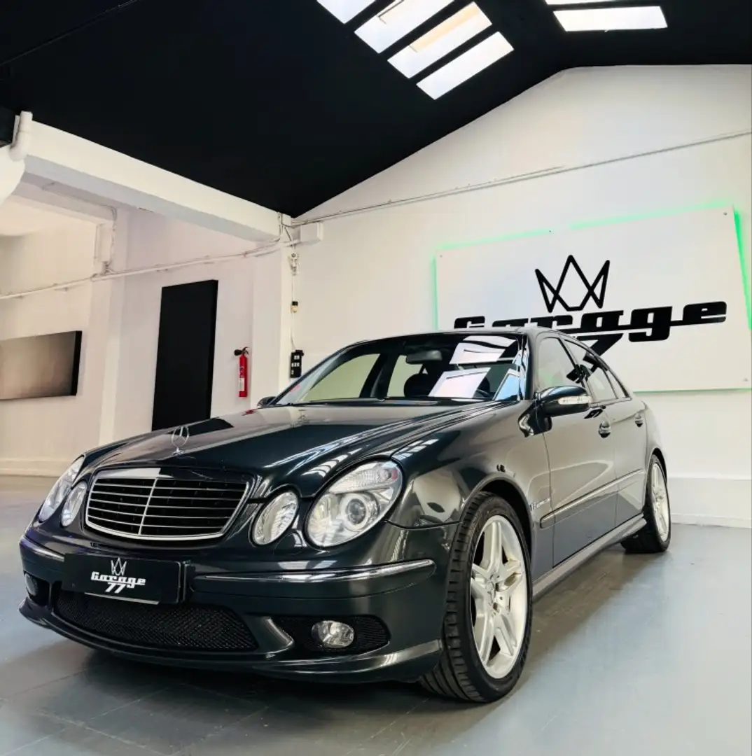 Mercedes-Benz E 55 AMG Aut. Negro - 1