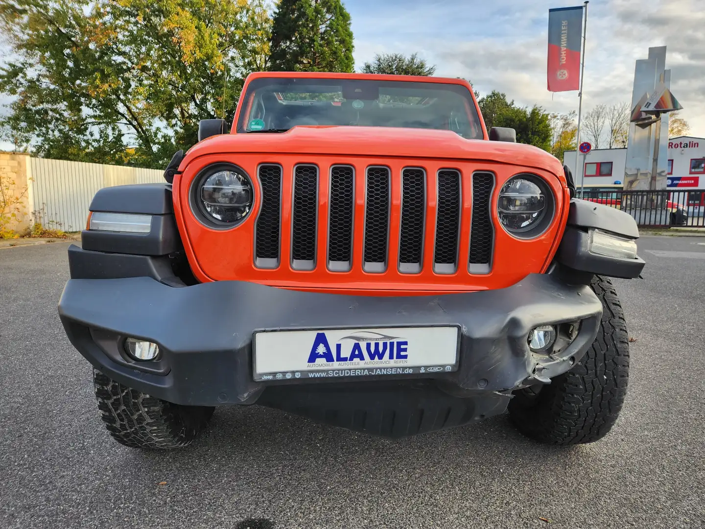 Jeep Wrangler Unlimited 2,2 CRDI 4x4 Rubicon MY2020 Unfall Orange - 2