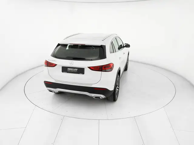 Mercedes-Benz Gla view 6