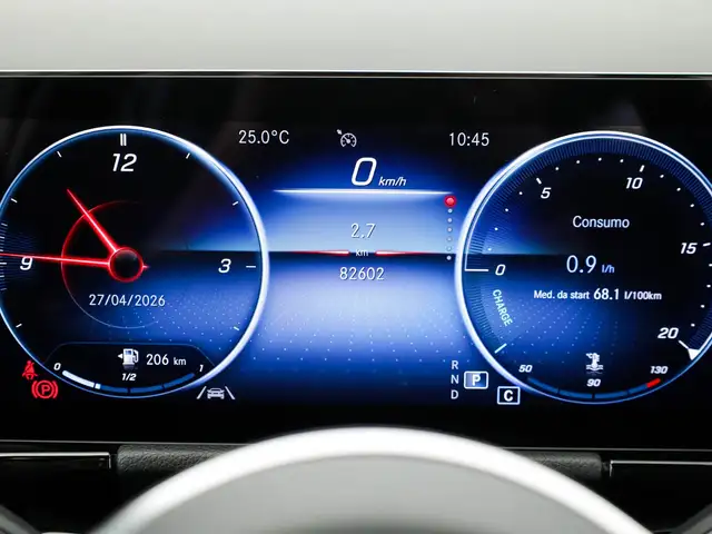 Mercedes-Benz Gla view 15