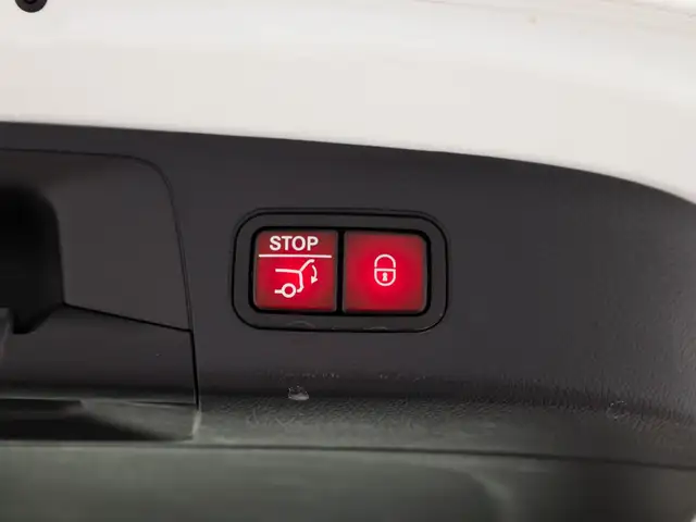 Mercedes-Benz Gla view 20