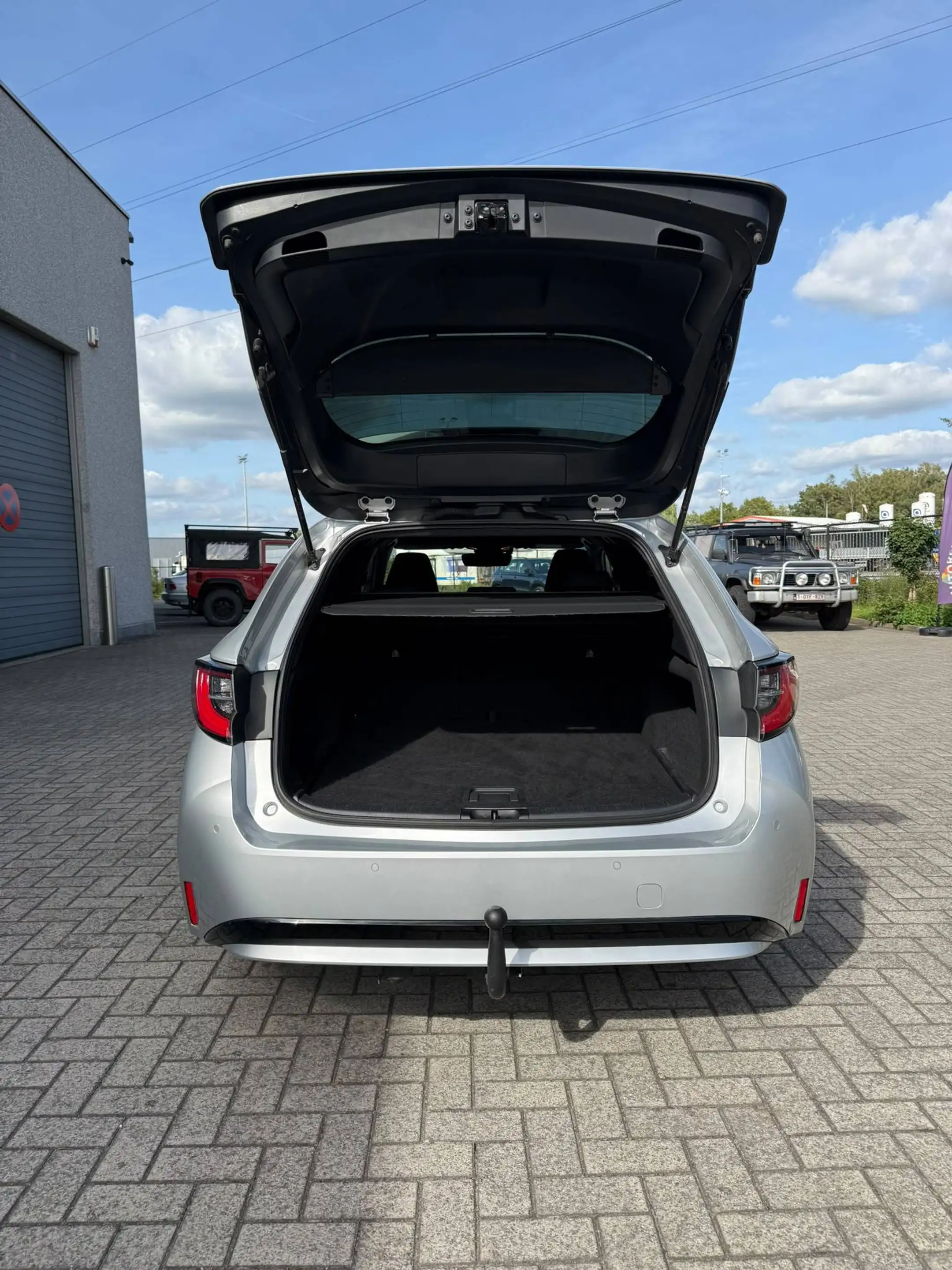 Toyota Corolla Corolla SW Hybrid 1.8 Dynamic GPF e-CVT — photo 14