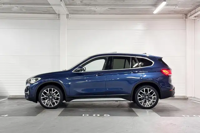 BMW X1 view 2