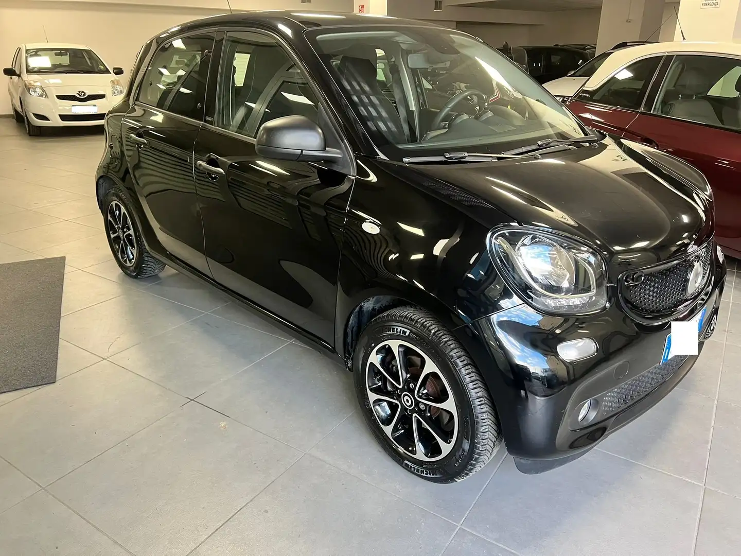 smart forFour 0.9 t Passion 90cv twinamic Solo KM 45000! Noir - 1