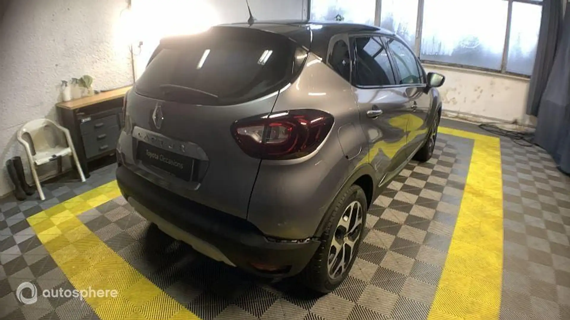 Renault Captur TCe 150 FAP EDC Intens - 2