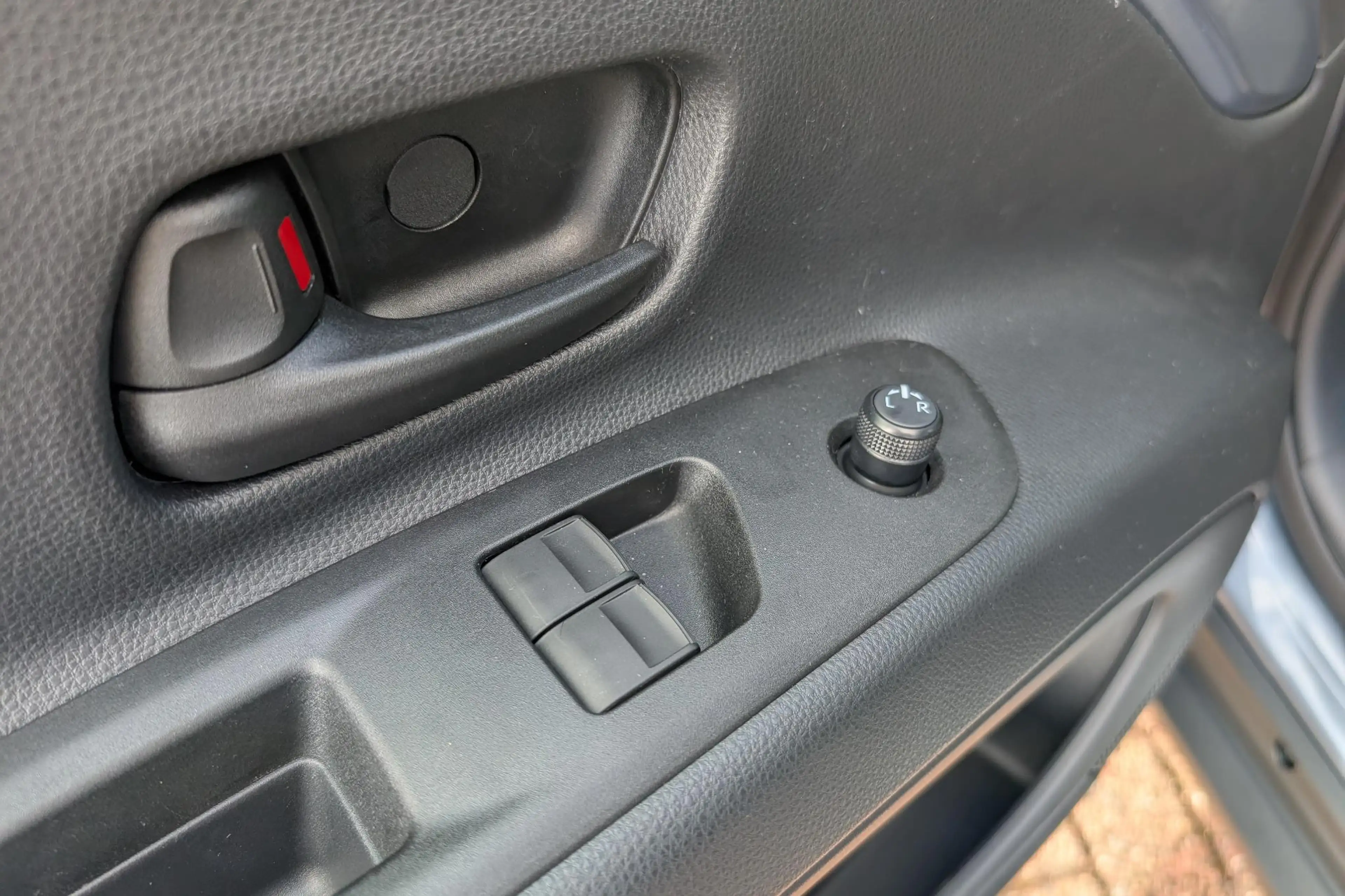 Toyota Aygo X Hybrid 115 play € 1000 inruilpremie, Snel leverbaa — photo 13