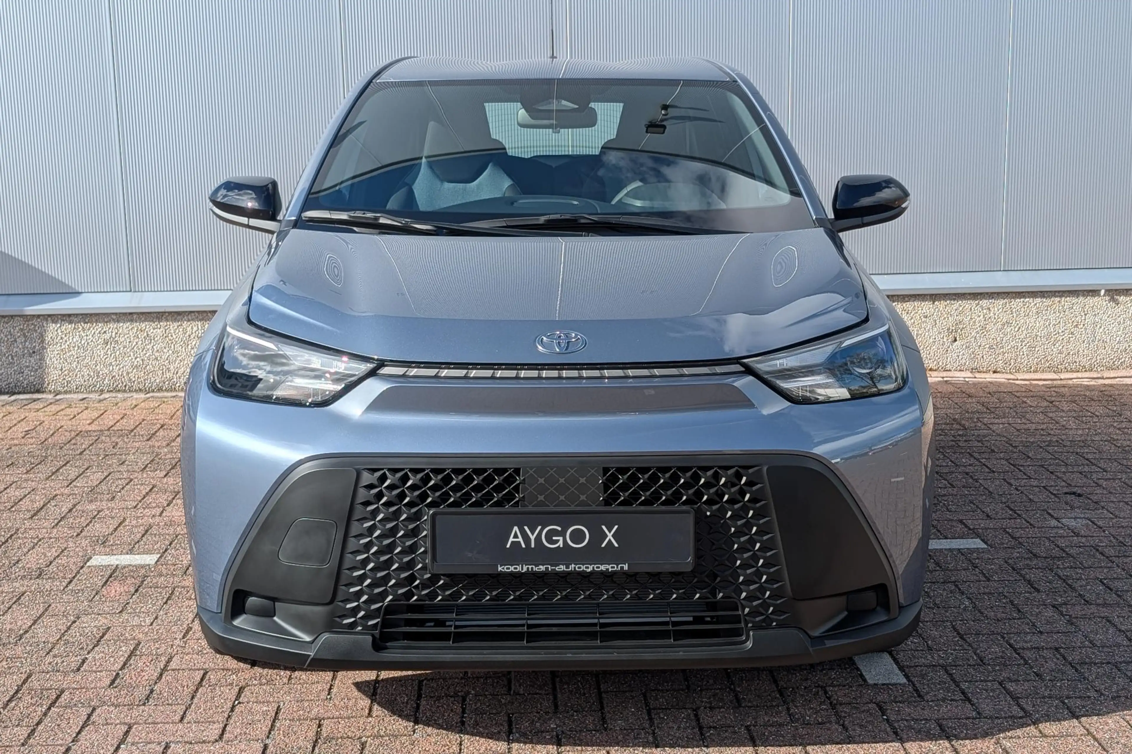 Toyota Aygo X Hybrid 115 play € 1000 inruilpremie, Snel leverbaa — photo 2