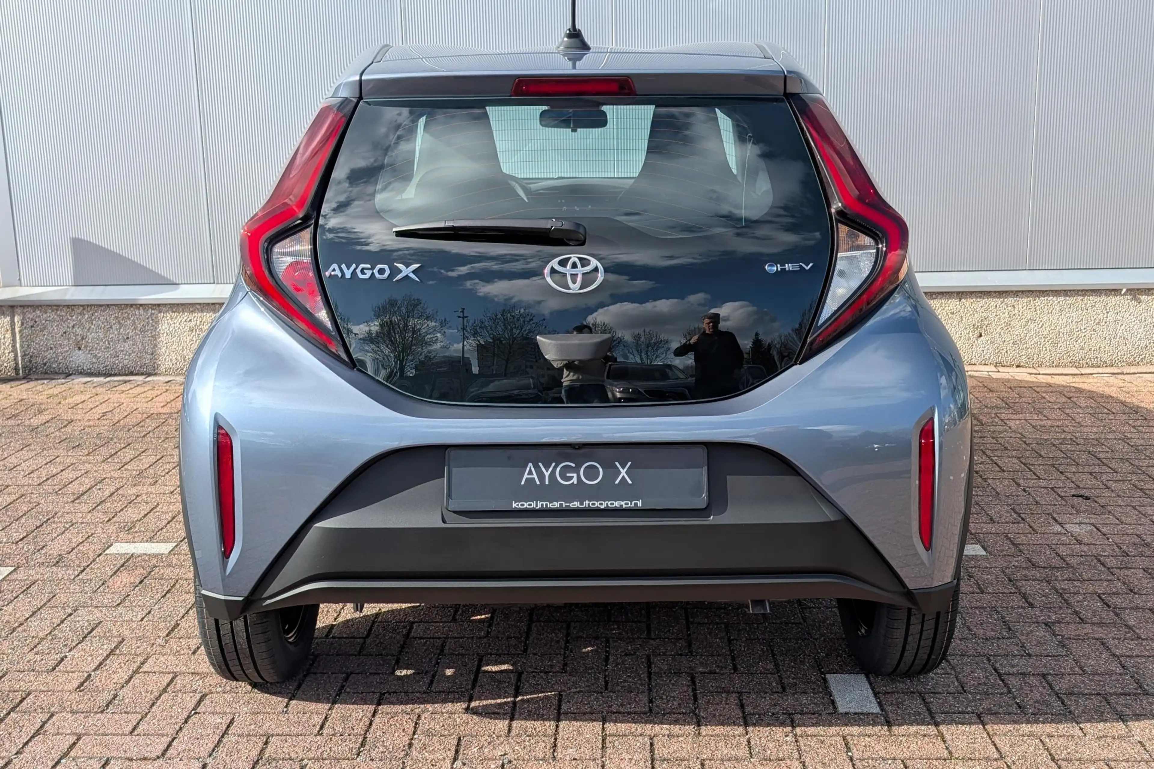 Toyota Aygo X Hybrid 115 play € 1000 inruilpremie, Snel leverbaa — photo 8
