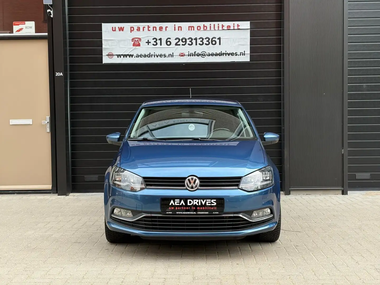 Volkswagen Polo 1.0 Lounge met Volledige Uitrusting – Zuinig in Ve Bleu - 2