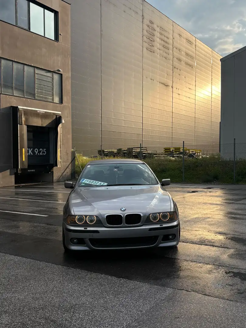 BMW 540 540i - 2