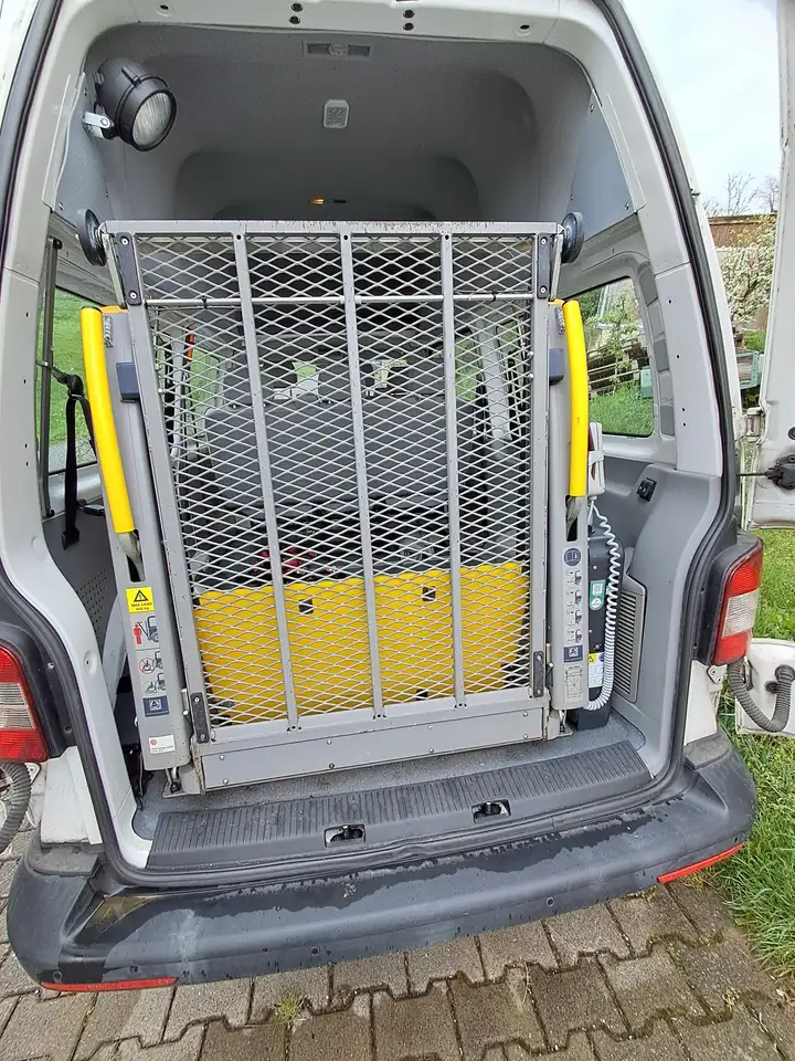 Volkswagen T5 Kombi