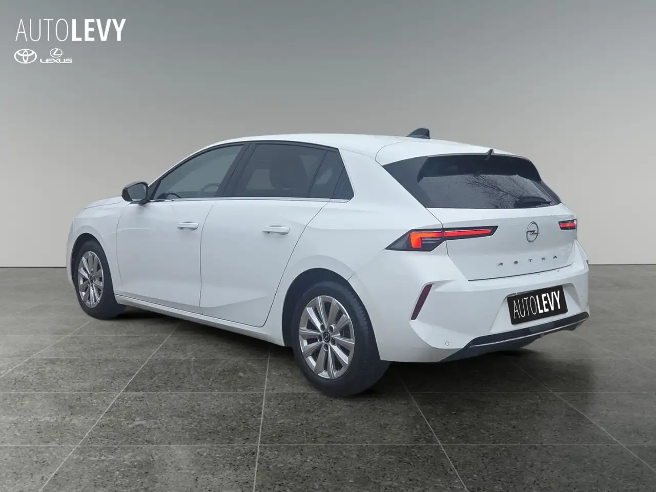 Opel Astra L 1.2 Turbo Elegance AUT+Kamera+Navi+LM 4