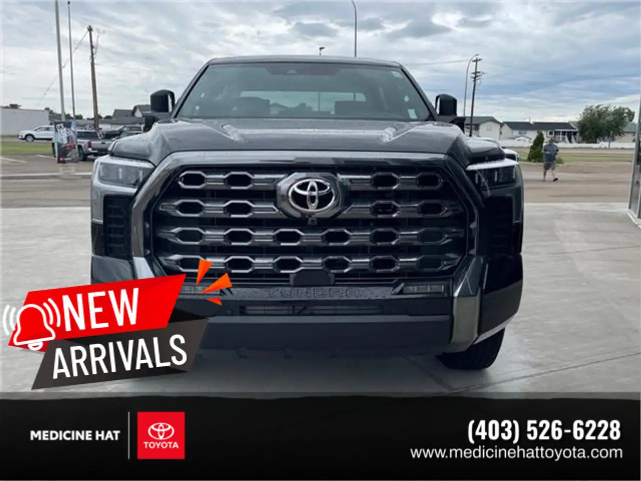 Toyota Tundra снимка Toyota Tundra