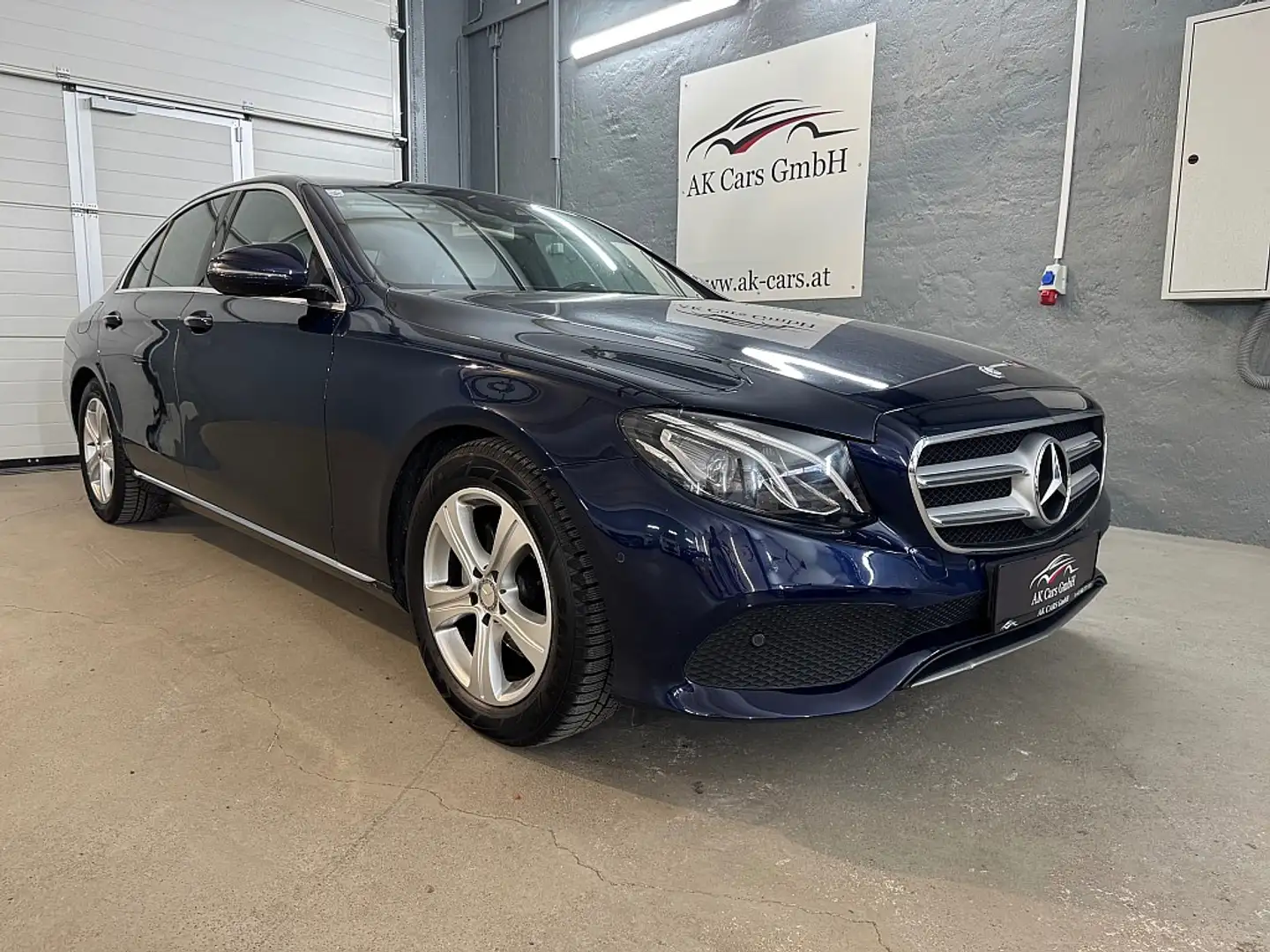Mercedes-Benz E 220 d Avantgarde Aut.*Widescreen Tacho*Head-Up*Burm... Azul - 1