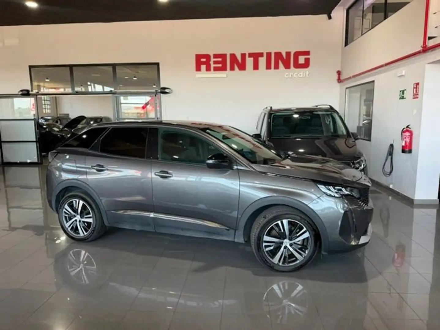 Peugeot 3008 180 e-EAT8 Allure Pack Gris - 2